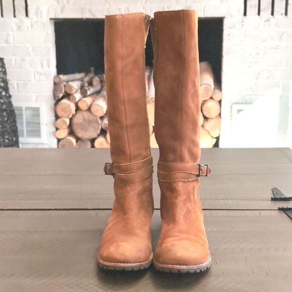 Matisse Chestnut Heeled Boots - Picture 4 of 16